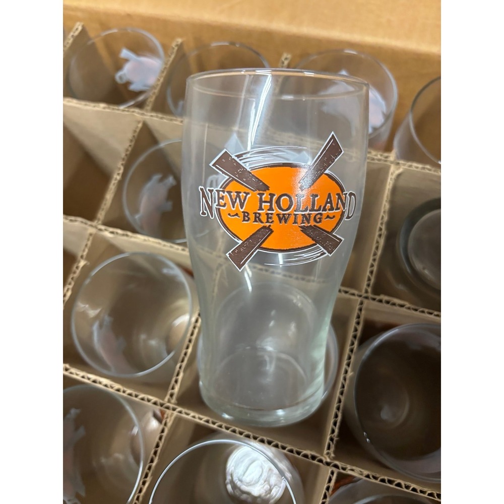 NEW HOLLAND MI NEW HOLLAND BREWING CO. LOGO 20 OZ BEER GLASS